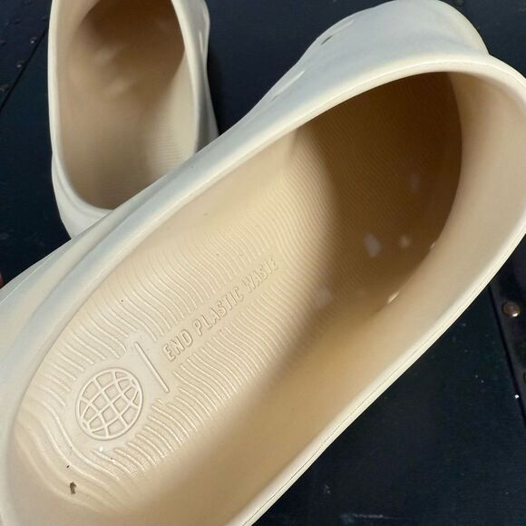 Adidas Adicane Clogs Slides Sandals Woman’s 8 Sand Strata HQ9916 Beige - Picture 3 of 5